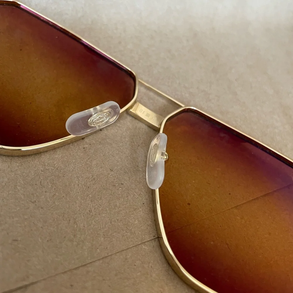 Cartier Men's Metal Aviator Sunglasses - Picture 9 of 9